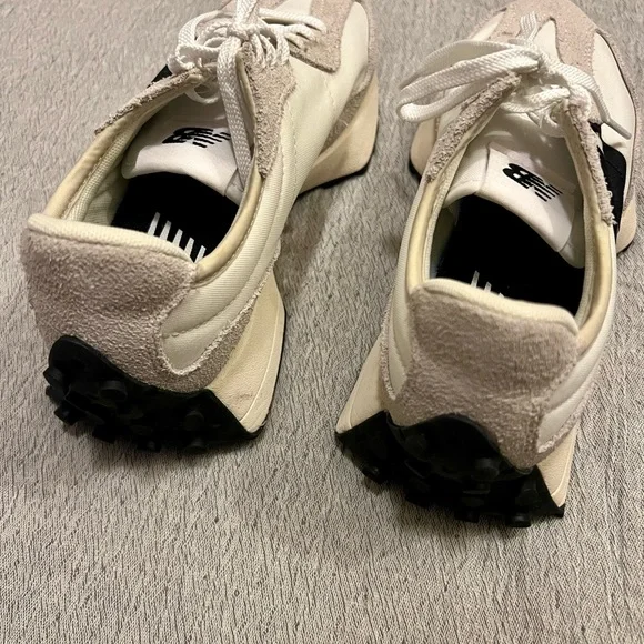 New Balance 327 Women’s Sneakers – Size 6.5 – New Without Tags - Picture 4 of 6